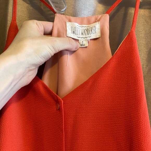 Button-front tanks bundle - Picture 3 of 3